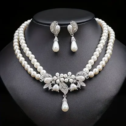 Picture of Sparkling Silver Glass Pearls