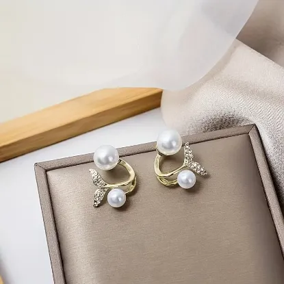 Picture of Pearl Mermaid Tail Stud Earrings