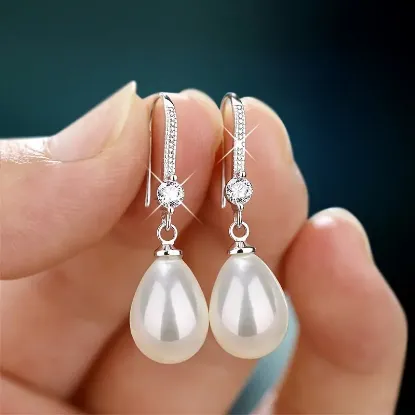 Picture of Exquisite Waterdrop Dangle Earrings